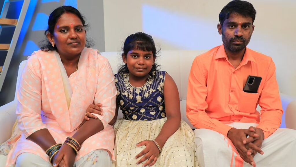 பேட்டியின் போதே கைகளில் இருந்து வழிந்த ர_த்தம்.! கதறி அழுத மனைவி..உணர்வுபூர்வமான தருணங்கள்.! 5