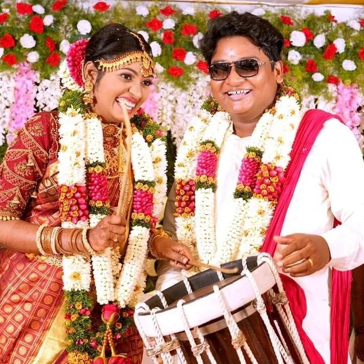 திருமணம் முடிந்த கையோடு மனைவியுடன் சேர்ந்து செண்டை மேளம் வாசித்து ஆடிய கோபி..! 5