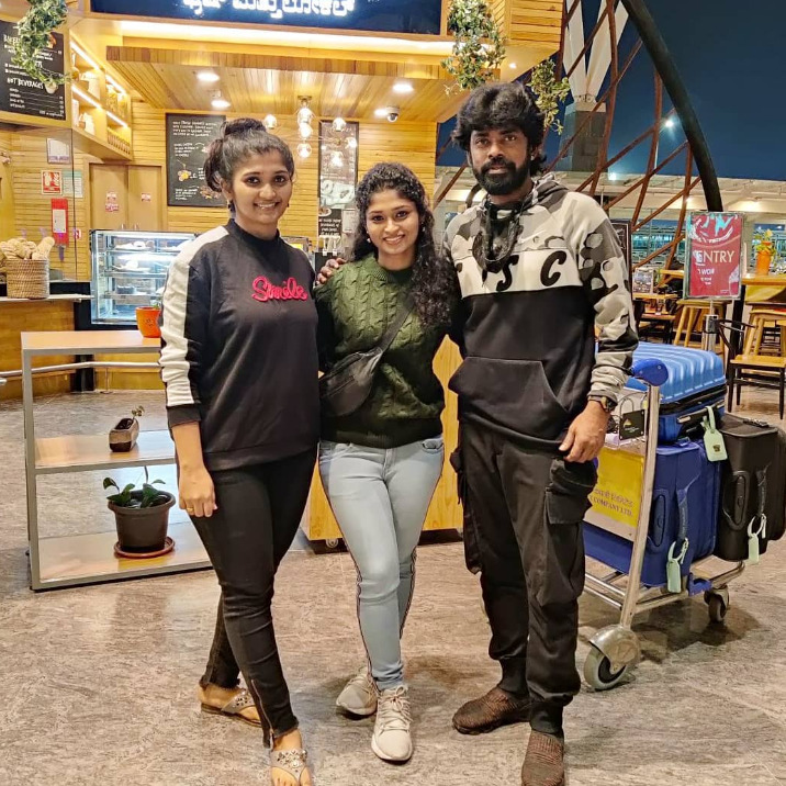 மாமா வாங்க ஒரு டான்ஸ் போடலாம்.! மச்சினிச்சி கூட சேர்ந்து குத்தாட்டம் போட்ட சாண்டி மாஸ்டர் 3