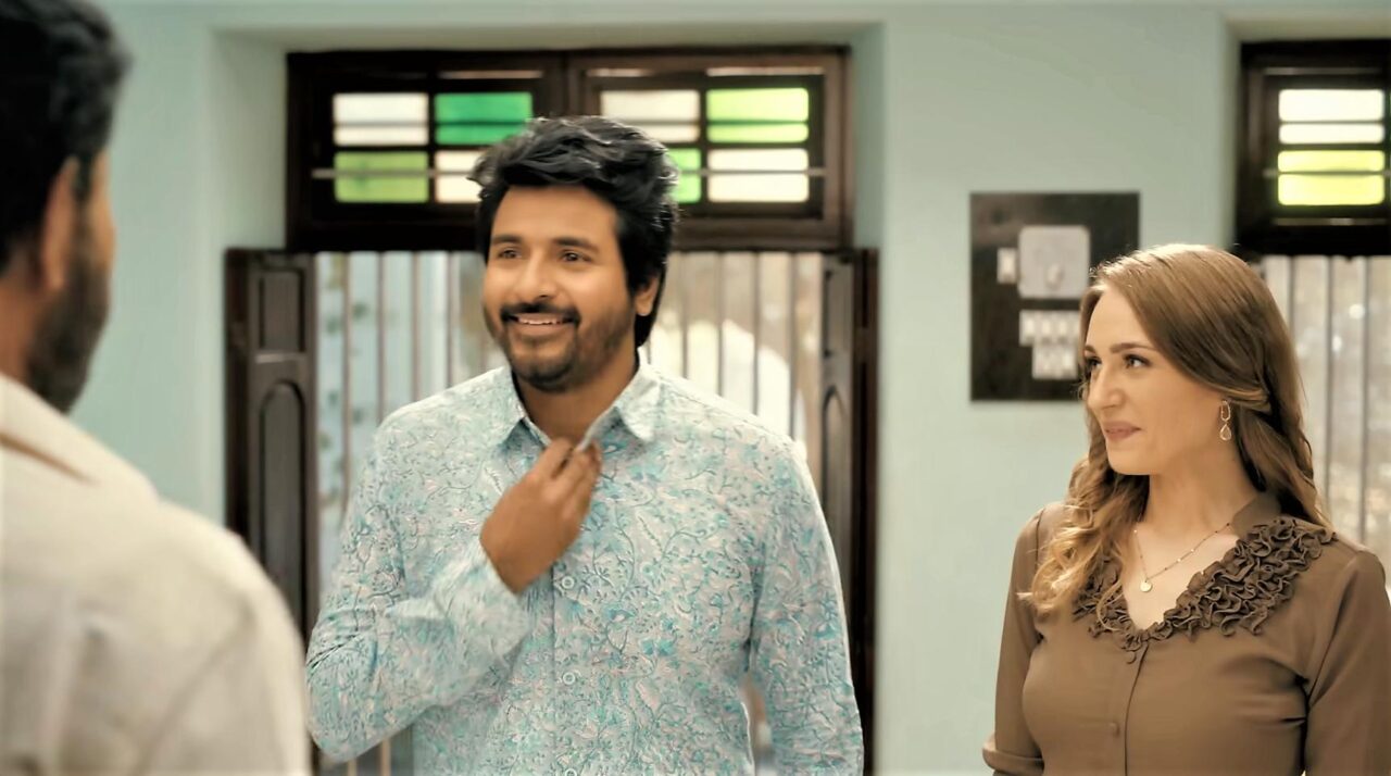 பிரின்ஸ் திரைப்படம் எப்படி இருக்கிறது? முழு திரை விமர்சனம் இதோ.! Tamilglitz Rating - (?/5) 5