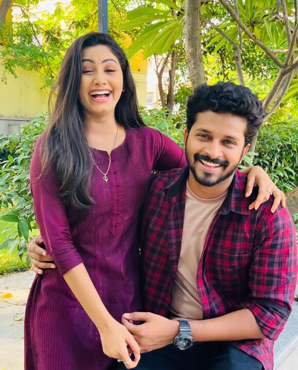 நாங்க ரெண்டு பேரும் லவ் பண்றோம்.! காதலை அறிவித்த சிப்பிக்குள் முத்து சீரியல் நட்சத்திரங்கள் 3
