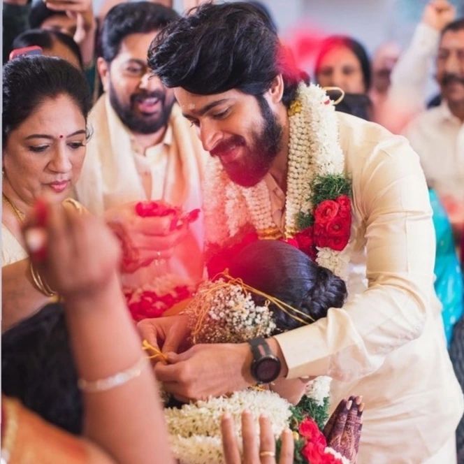 காதலியை கரம் பிடித்த ஹரிஷ் கல்யாண்.! பிரம்மாண்டமாக நடந்த திருமணம்.! 8 காதலியை கரம் பிடித்த ஹரிஷ் கல்யாண்.! பிரம்மாண்டமாக நடந்த திருமணம்.! 7