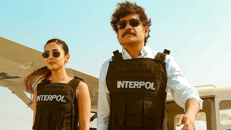 63 வயதிலும் ஆக்ஷனில் பின்னி எடுத்துள்ள நாகர்ஜுனா.! தி கோஸ்ட் படத்தின் ட்ரைலர் வெளியானது.! 3