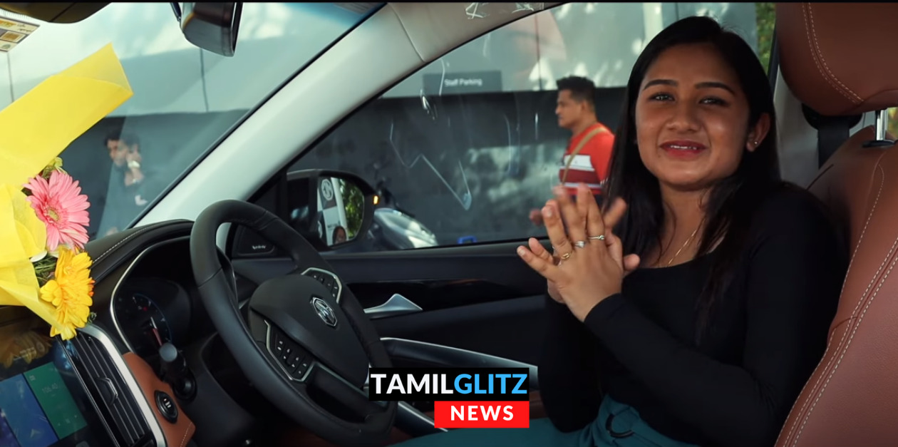 ரவீணாவின் 20வது பிறந்தநாள்.! விலை உயர்ந்த சொகுசு காரை பரிசளித்த ரவீணா அம்மா 97