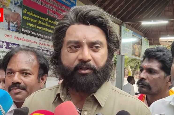 எத வச்சி வெற்றிமாறன் இப்படி எல்லாம் பேசுறாரு? ஆவேசப்பட்ட சரத்குமார்.! 3
