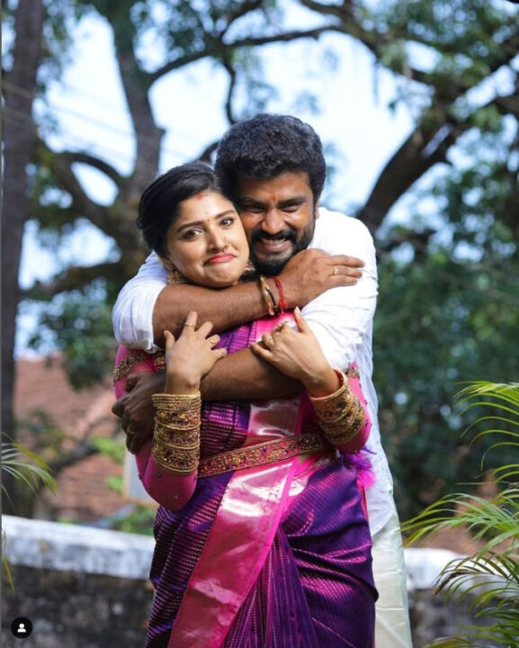 ரஞ்சிதமே பாடலுக்கு தளபதி போலவே மரண குத்தாட்டம் போட்டுள்ள சித்து ஸ்ரேயா ஜோடி.! 3