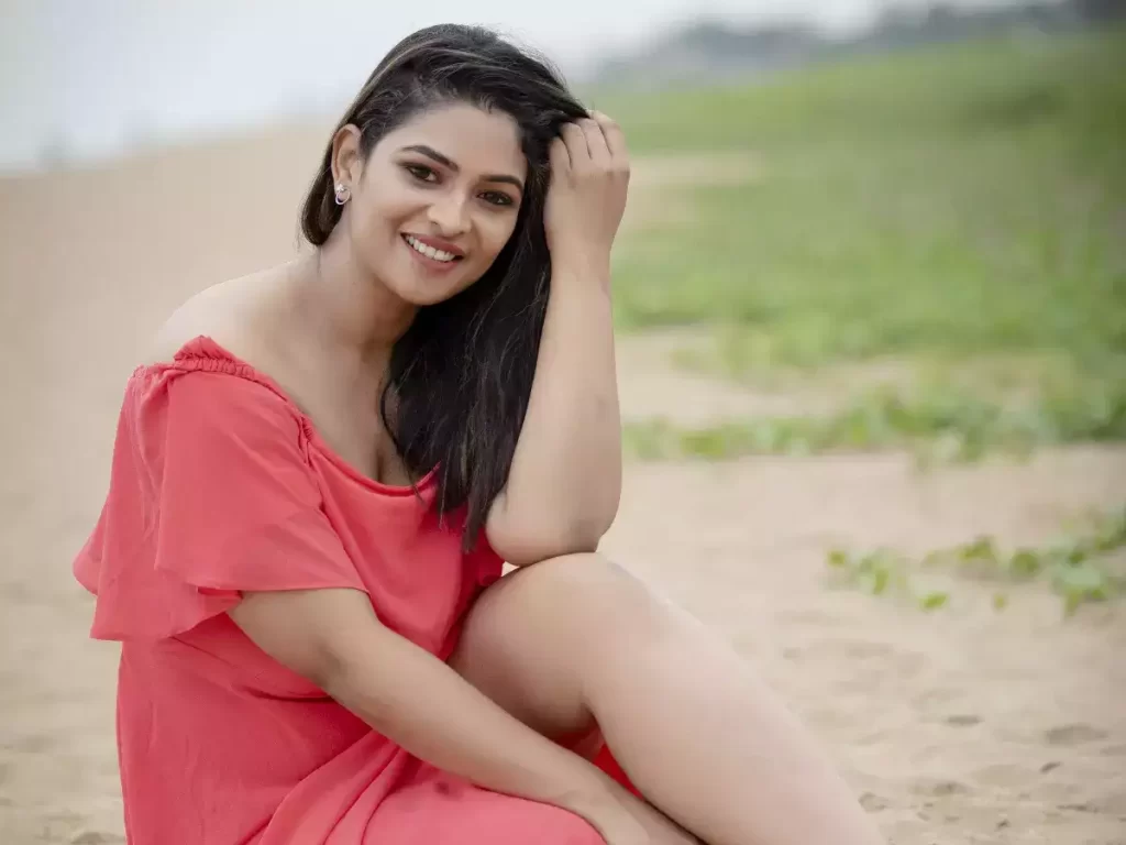 பிக்பாஸ் நிகழ்ச்சியில் கலந்து கொள்ள இருக்கும் 20+ போட்டியாளர்கள் இவங்களா? முழு விவரம் இதோ! 21