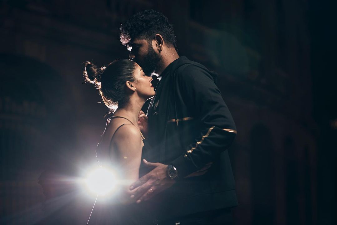 நயனின் 38வது பிறந்தநாளில் அழகிய புகைப்படங்களை பதிவிட்டு வாழ்த்திய விக்னேஷ் சிவன்.! 9