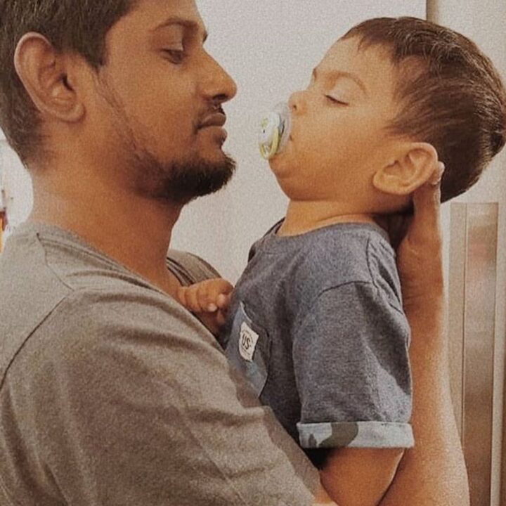 பிக்பாஸ் ஏடிகே வின் முன்னாள் மனைவி மற்றும் மகனை பார்த்து இருக்கீங்களா? வைரலாகும் புகைப்படம் 5