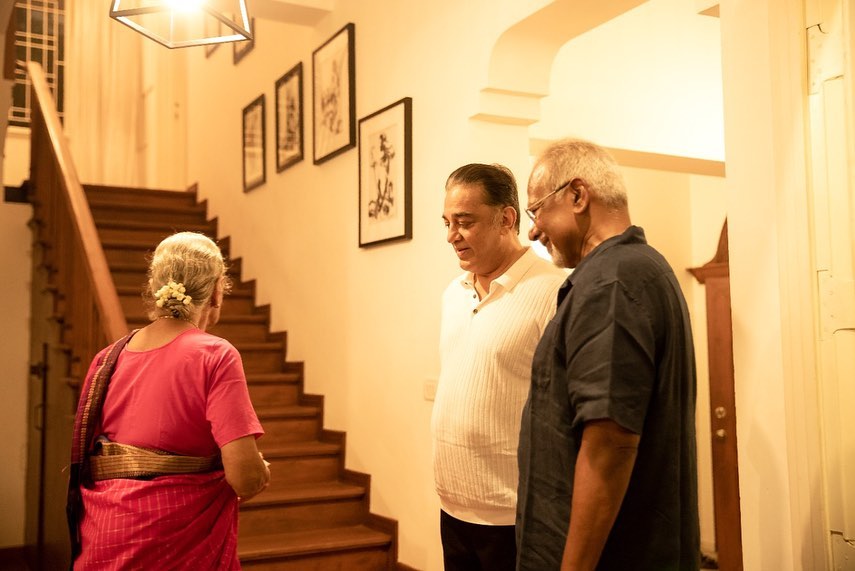 குடும்பத்துடன் பிறந்தநாளை சிறப்பாக கொண்டாடிய கமல்.! வெளியான அழகிய புகைப்படங்கள்.! 15