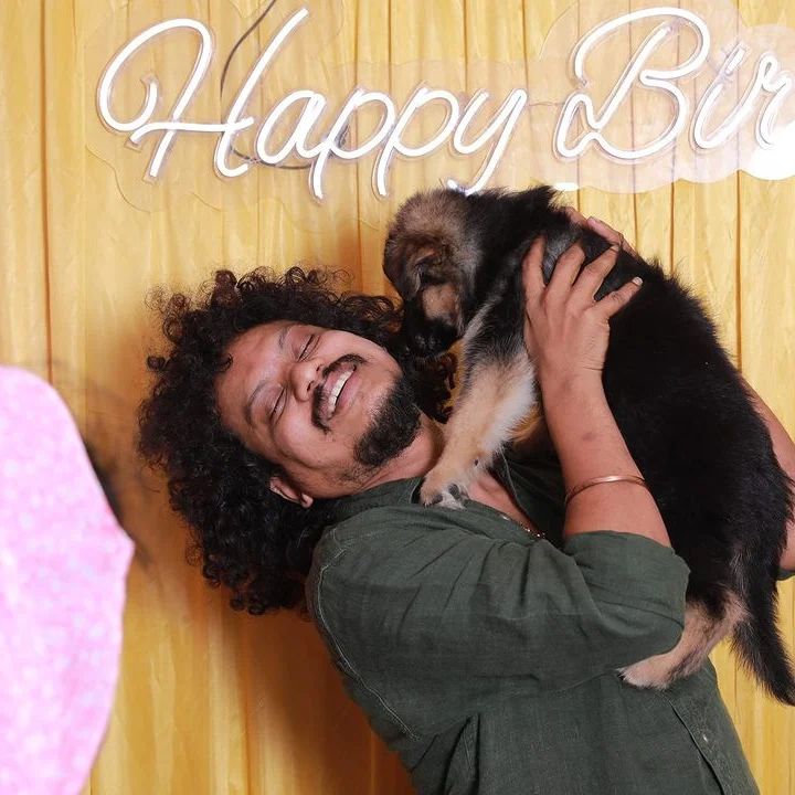 ஹாப்பி பர்த்டே புருஷா.! புகழ் பிறந்தநாளுக்கு நாய் குட்டி வாங்கி பரிசளித்த பென்சி 7