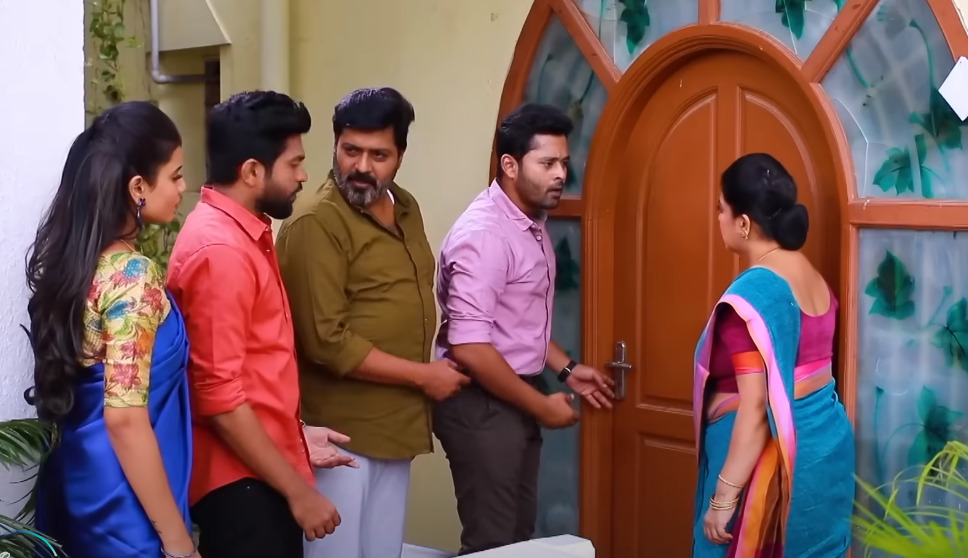 பிள்ளைகளை அழைத்துக்கொண்டு ஊரையே காலி செய்து சென்ற கண்ணம்மா.! இன்றைய ப்ரோமோ.! 3