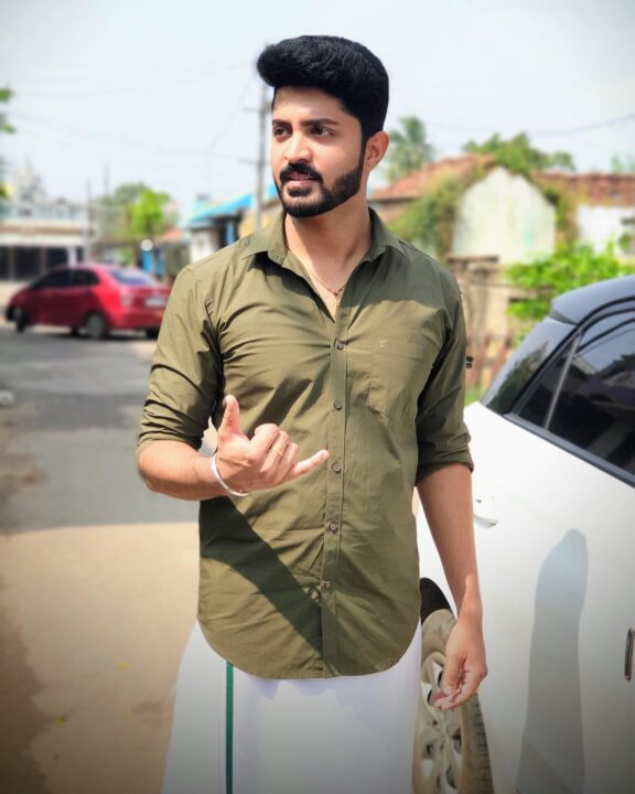 விஜய் டிவி முத்தழகு சீரியல் ஹீரோவுக்கு நடந்த விபத்து.! காயங்களுடன் வெளியான அதிர்ச்சி புகைப்படம்.! 3