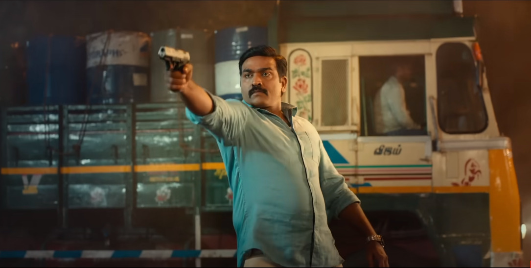 விஜய் சேதுபதியின் டிஎஸ்பி படம் எப்படி இருக்கு? முழு திரைவிமர்சனம் இதோ.! Tamilglitz Rating (?/5) 9