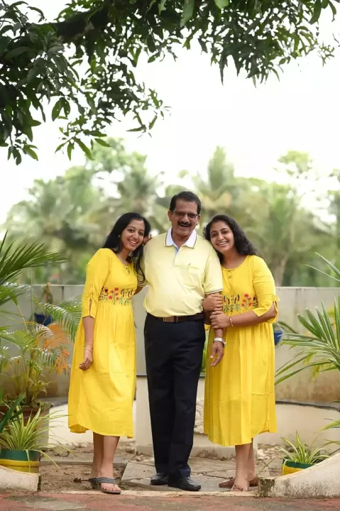 ஆட்டோகிராப் கோபிகாவை ஞாபகம் இருக்கா? முதல் முறையாக வெளியான Family போட்டோ.! 5