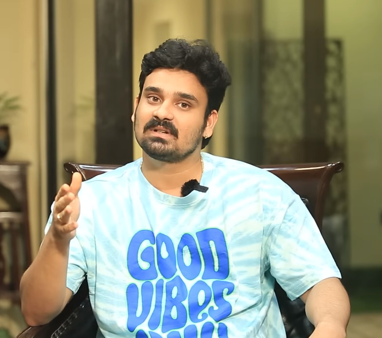 மைனாவை அசிங்கமாக உருவக்கேலி செய்த youtuber.! செம்ம கடுப்பில் வெளுத்து வாங்கிய கணவர் யோகி 3