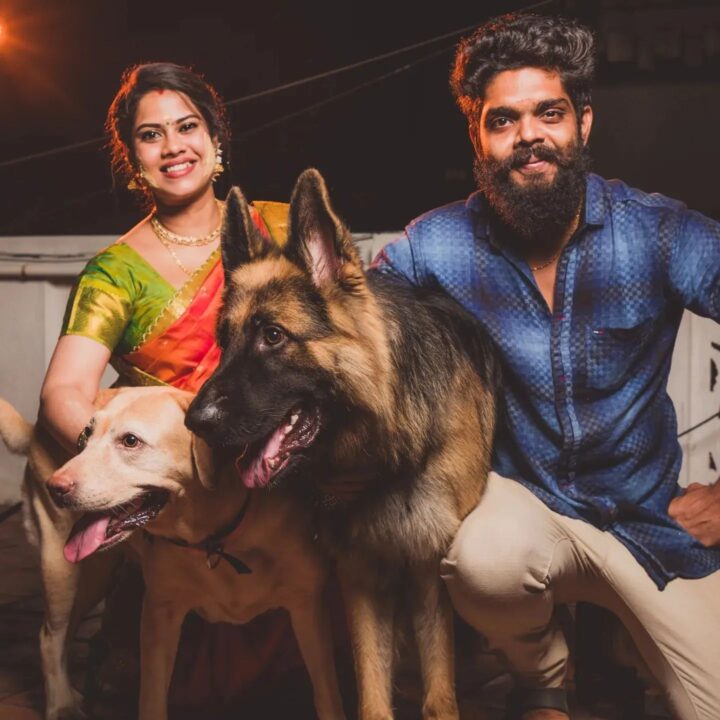 பல வருடங்கள் கழித்து குட் நியூஸ் சொன்ன பாண்டவர் இல்லம் அனு.! வீட்டிலேயே சிம்பிளாக நடந்த வளைகாப்பு 9