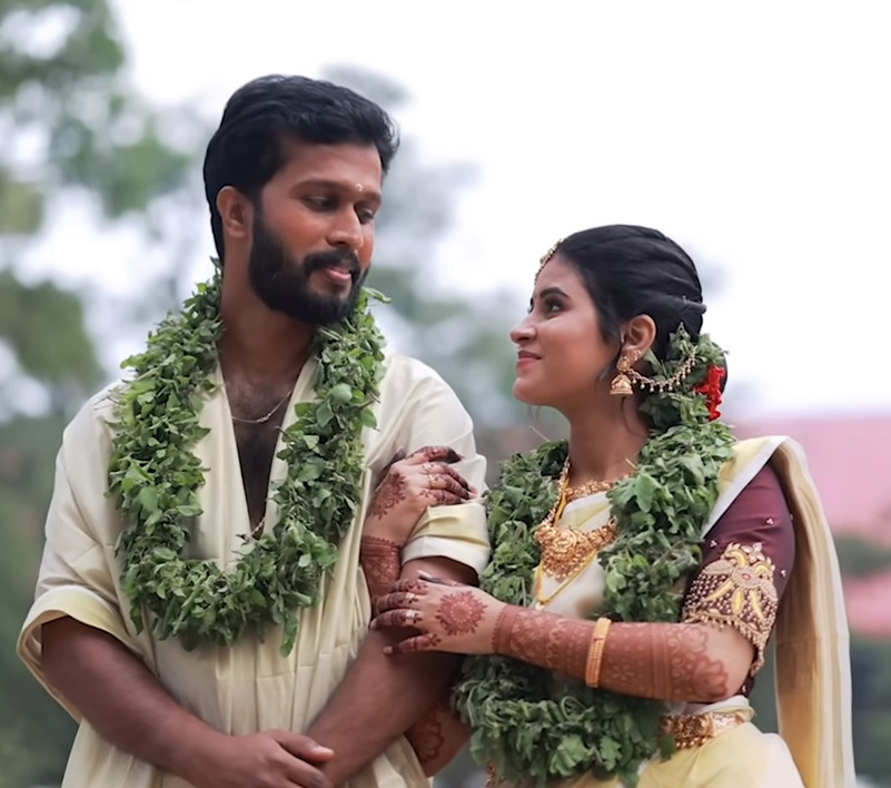 பட்டு புடவையில் தேவதை போல வந்த ரித்திகா.! முழு திருமண வீடியோவை வெளியிட்டார் ரித்திகா.! 3