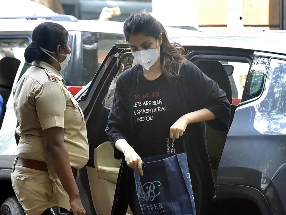 சுஷாந்த் சிங் மரணத்தில் அதிரடி திருப்பம்.! 2 ஆண்டுகளுக்குப் பின் வெளியான பகீர் தகவல்.! 5