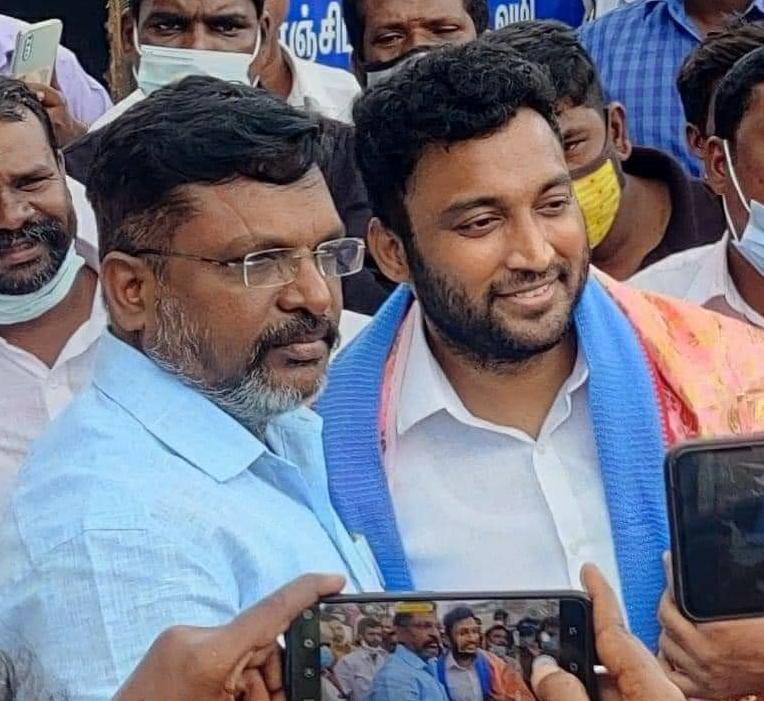 விக்ரமனை நினைத்து பெருமைப் படுகிறேன்.! கடைசி நிமிடத்தில் விக்ரமனுக்கு ஆதரவு கொடுத்த திருமா.! 5