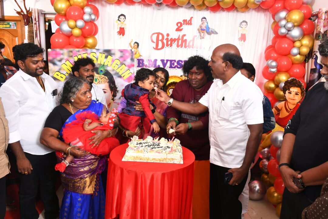 யோகிபாபு மகனின் 2வது பிறந்தநாள் விழா.! நேரில் வந்து வாழ்த்திய அமைச்சர் மற்றும் நடிகர்கள்.! 7