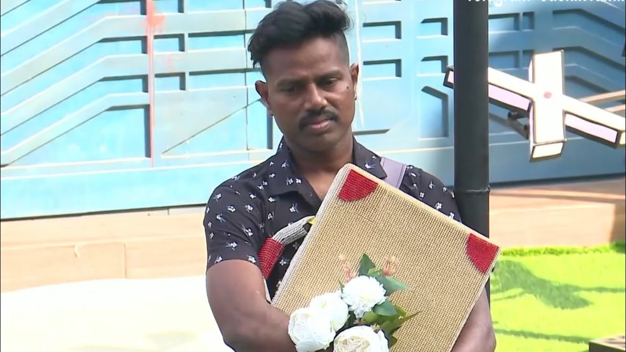 பிக்பாஸில் நடந்த கடைசி வெளியேற்றம்.! லட்ச ருபாய் பெட்டியுடன் வெளியேறினார் அமுதவாணன்.! 3