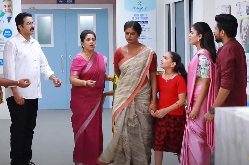 முடிவுக்கு வருகிறது பாரதி கண்ணம்மா.! கடைசி ப்ரோமோவை வெளியிட்டது விஜய் டிவி..! 3
