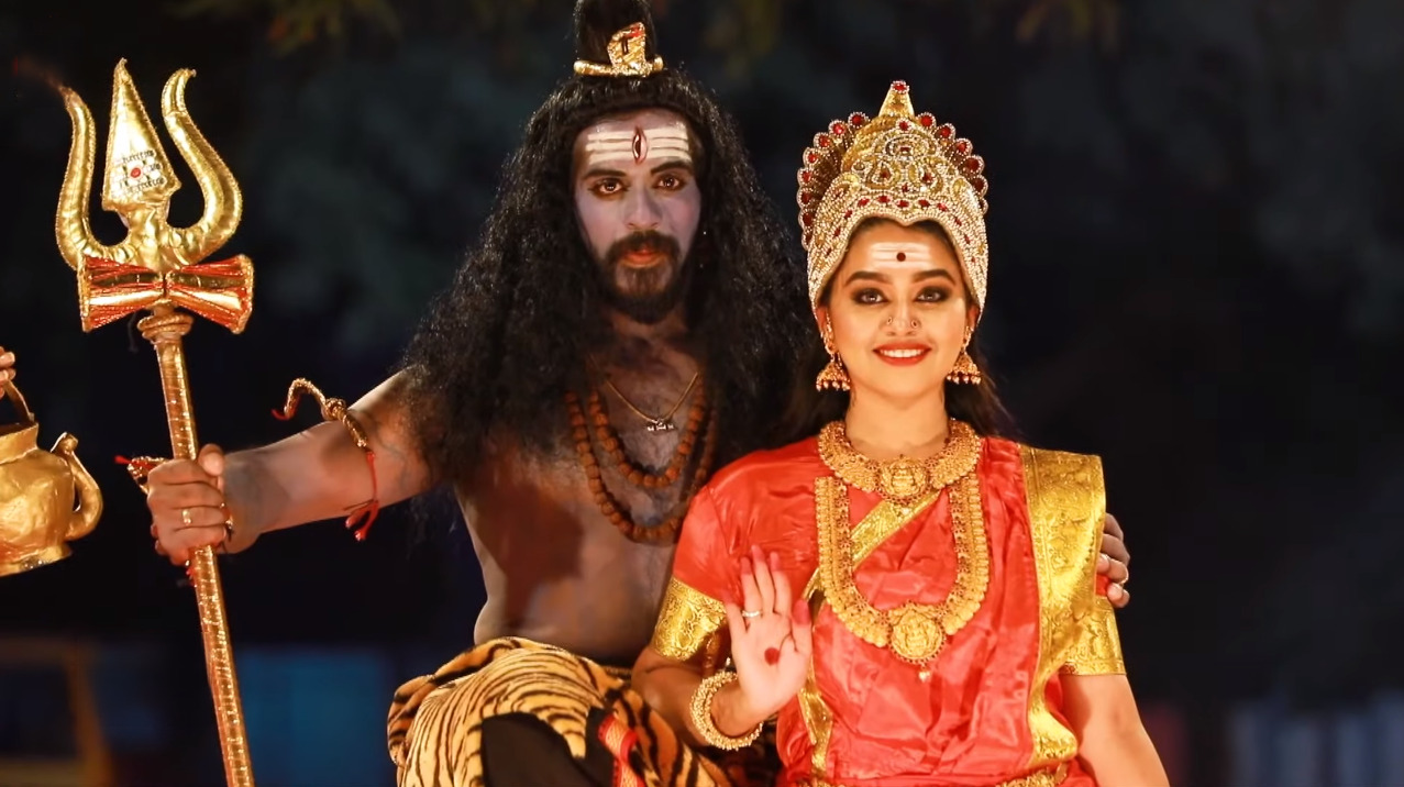 கிராமத்தில் நாடகம் நடத்தி கண்ணம்மாவை கரெக்ட் செய்த பாரதி.! ரொமான்ஸ்ல பின்னுறான் மனுஷன்.! 3