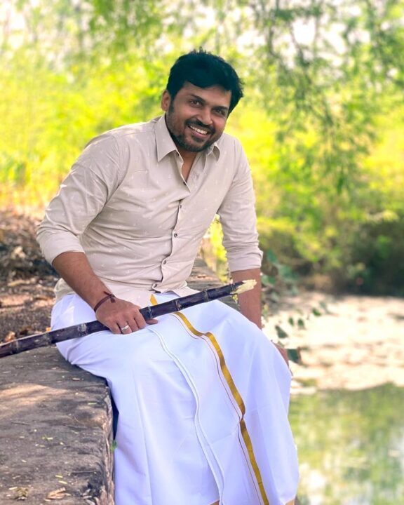 பொங்கலை வெகு சிறப்பாக கொண்டாடிய கோலிவுட் நட்சத்திரங்கள்.! வெளியான அழகிய புகைப்படங்கள்.! 16