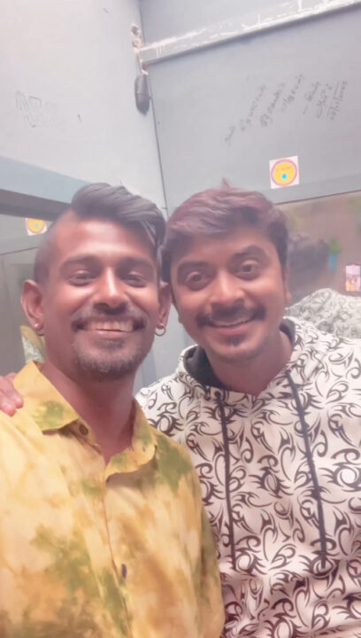 பிக்பாஸ் முடிந்தவுடன் நேராக ஸ்மோக்கிங் ரூம் சென்று வீடியோ எடுத்த ADK மற்றும் அசீம்.! 3