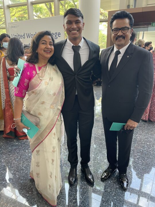 லவ் டுடே பட டயலாக் சொல்லி மகனை பங்கமாக கலாய்த்து தள்ளிய ராதிகா சரத்குமார்.! 3
