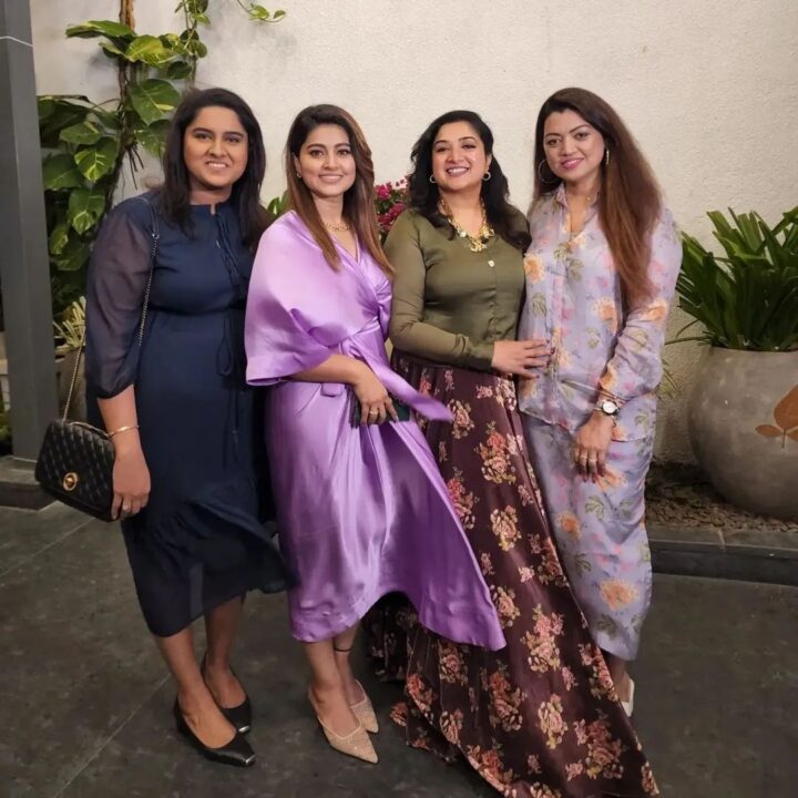 மகளின் பிறந்தநாளுக்கு வேற லெவல் சர்ப்ரைஸ் செய்த சினேகா பிரசன்னா.! இதோ வீடியோ.! 11