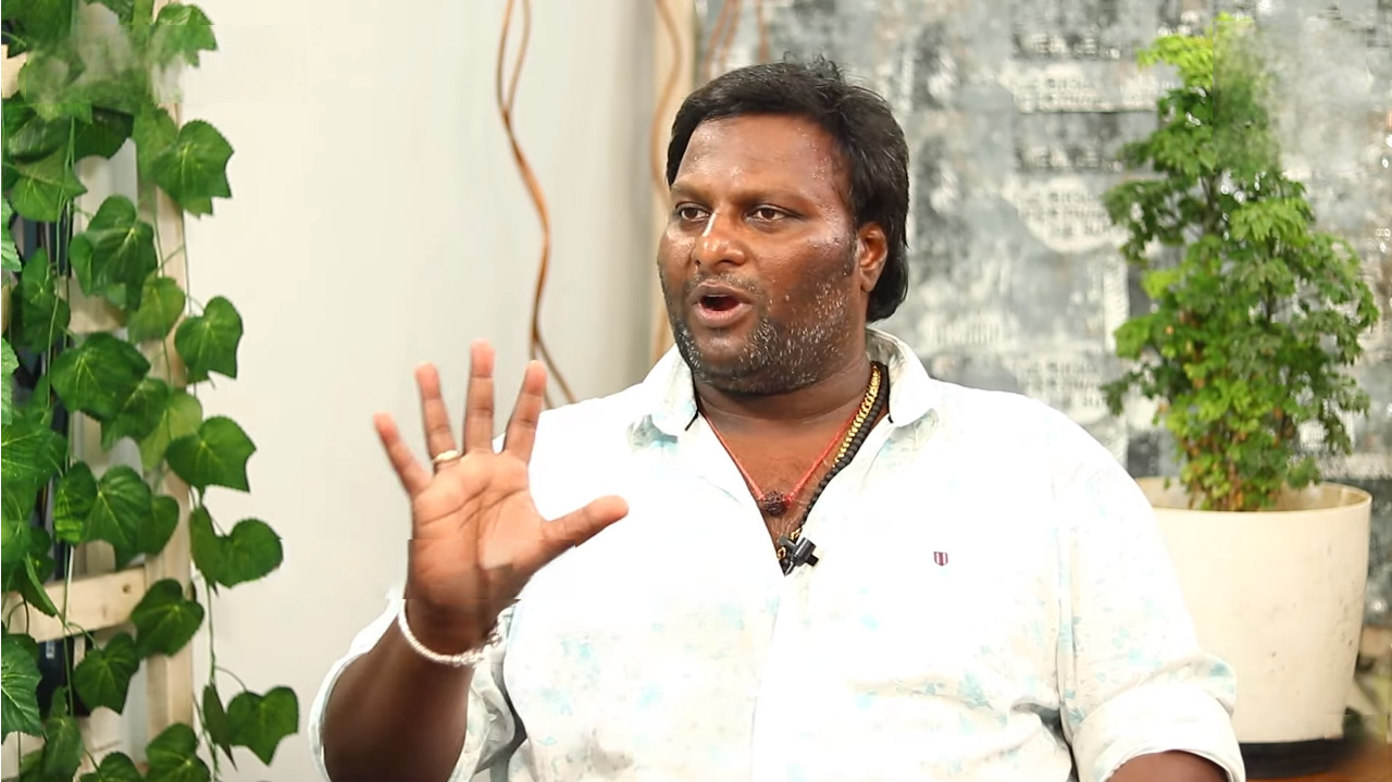 பிற்போக்கு தனங்கள் பேசுறீங்களே? நீங்க நவீன கால பூமரா? மோகன்ஜி-யை பங்கம் செய்த செய்த ஐயப்பன்.! 3