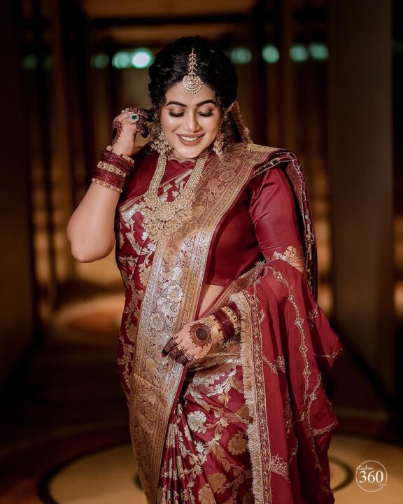 என் குழந்தை மீது நீங்கள் பொழியும் அன்புக்கு நன்றி.! வளைகாப்பு புகைப்படங்களை பகிர்ந்து நெகிழ்ச்சியாக பதிவிட்ட பூர்ணா.! 15