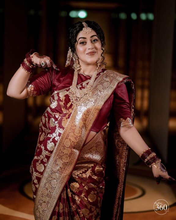 என் குழந்தை மீது நீங்கள் பொழியும் அன்புக்கு நன்றி.! வளைகாப்பு புகைப்படங்களை பகிர்ந்து நெகிழ்ச்சியாக பதிவிட்ட பூர்ணா.! 7