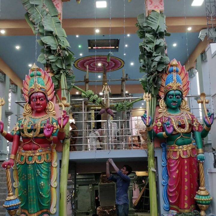 தாயின் ஆசையை நிறைவேற்ற கோவில் கட்டிய விஜய் பட வில்லன் டேனியல் பாலாஜி.! கும்பாபிஷேக வீடியோ இதோ 9