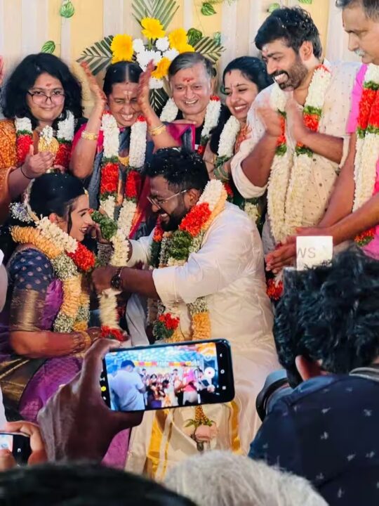 காதலியை கரம் பிடித்தார் சர்தார் பட இயக்குனர் பிஎஸ் மித்ரன்.! எளிமையாக நடந்த திருமணம்.! 3