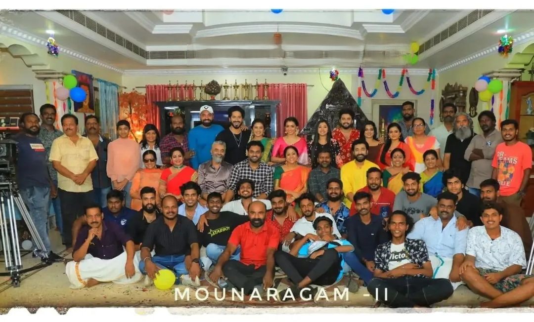 முடிவுக்கு வந்தது மௌனராகம் சீரியல்.! கடைசி நாள் ஷூட்டிங்கில் இருந்து கசிந்த வீடியோ இதோ.! 3