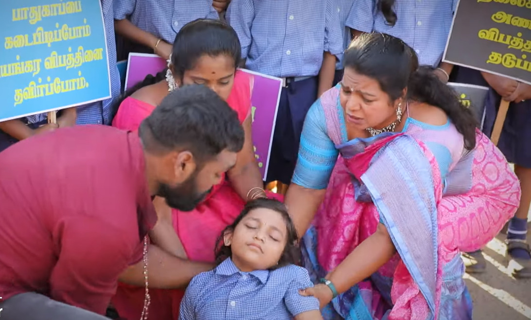 தந்தை என தெரியாமலேயே வெற்றியின் உயிரை காப்பாற்றிய மகள்.! நெகிழ வைக்கும் ப்ரோமோ இதோ.! 3