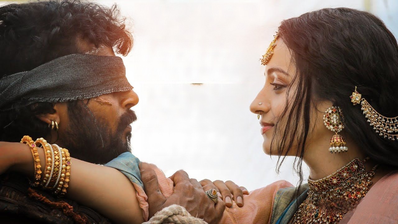 அயோ இந்த பாட்டு Toung ட்விஸ்ட்டர் மாதிரி இருக்கே..! கஷ்டப்பட்டு பாடலை பாடிய ஷக்தி ஸ்ரீ கோபாலன்..! 3