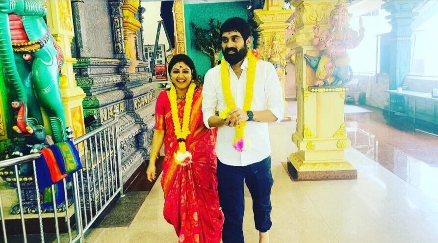 திருமணமான ஒரே வருடத்தில் கணவரை பிரிந்த 'ரோஜா' சீரியல் நடிகை பிரியங்கா நல்காரி.? வெளியான தகவல் 5