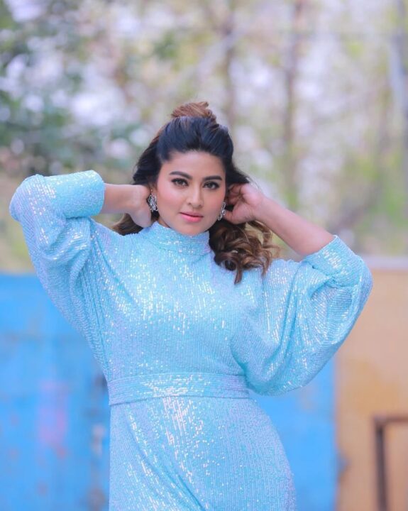 றெக்கை மட்டும் இருந்தா அப்படியே தேவதை தான்.! செம்ம கூலாக போட்டோஷூட் நடத்திய சினேகா.! 13