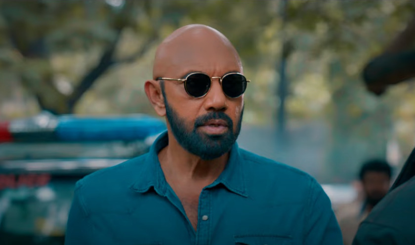 வில்லனாக மிரட்டி எடுத்துள்ள சத்யராஜ்.! அங்காரகன் படத்தின் டீசர் வெளியானது..! 3