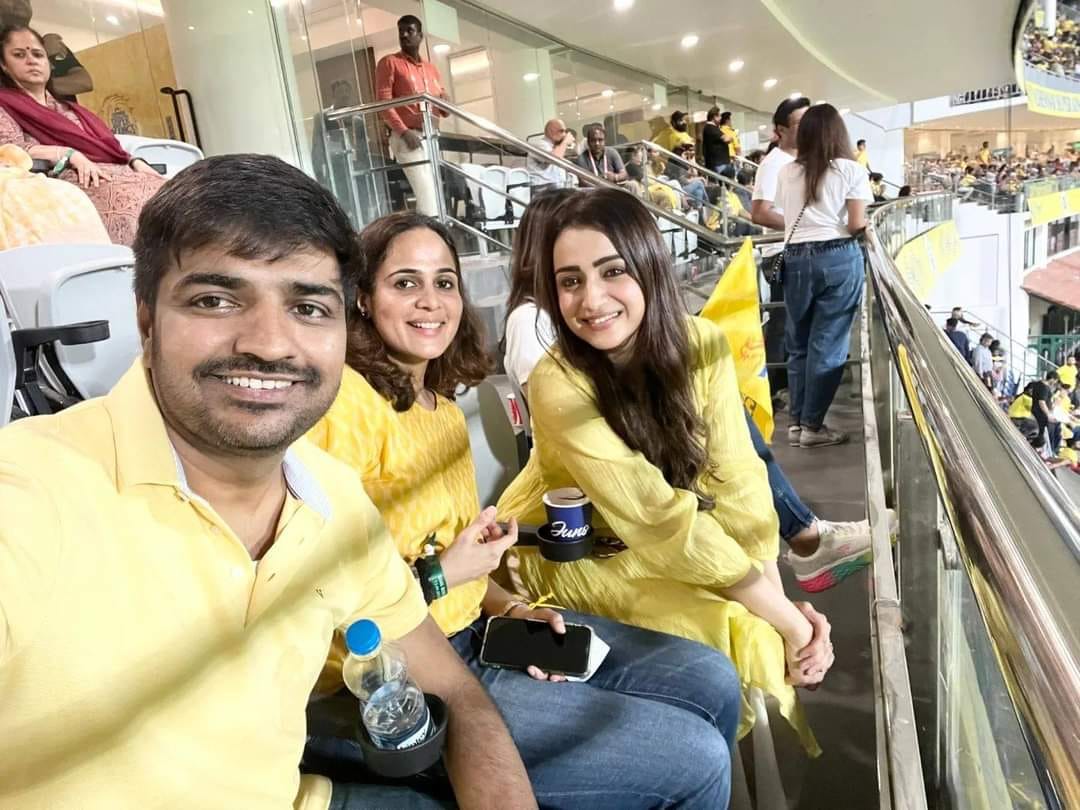 திரிஷா, லோகேஷ் கனககராஜ் தொடங்கி CSK மேட்சை பார்க்க படையெடுத்த திரை பிரபலங்கள்.! 7