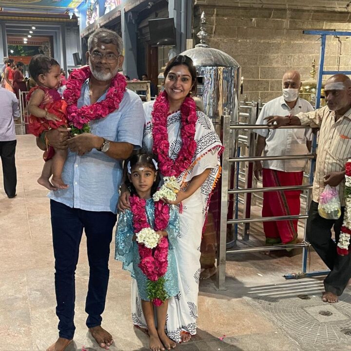 கணவரை பார்த்து தாத்தாவா? அப்பாவா? என்று கேக்குறாங்க.! கண்கலங்கி பேசிய நீலிமா ராணி..! 3