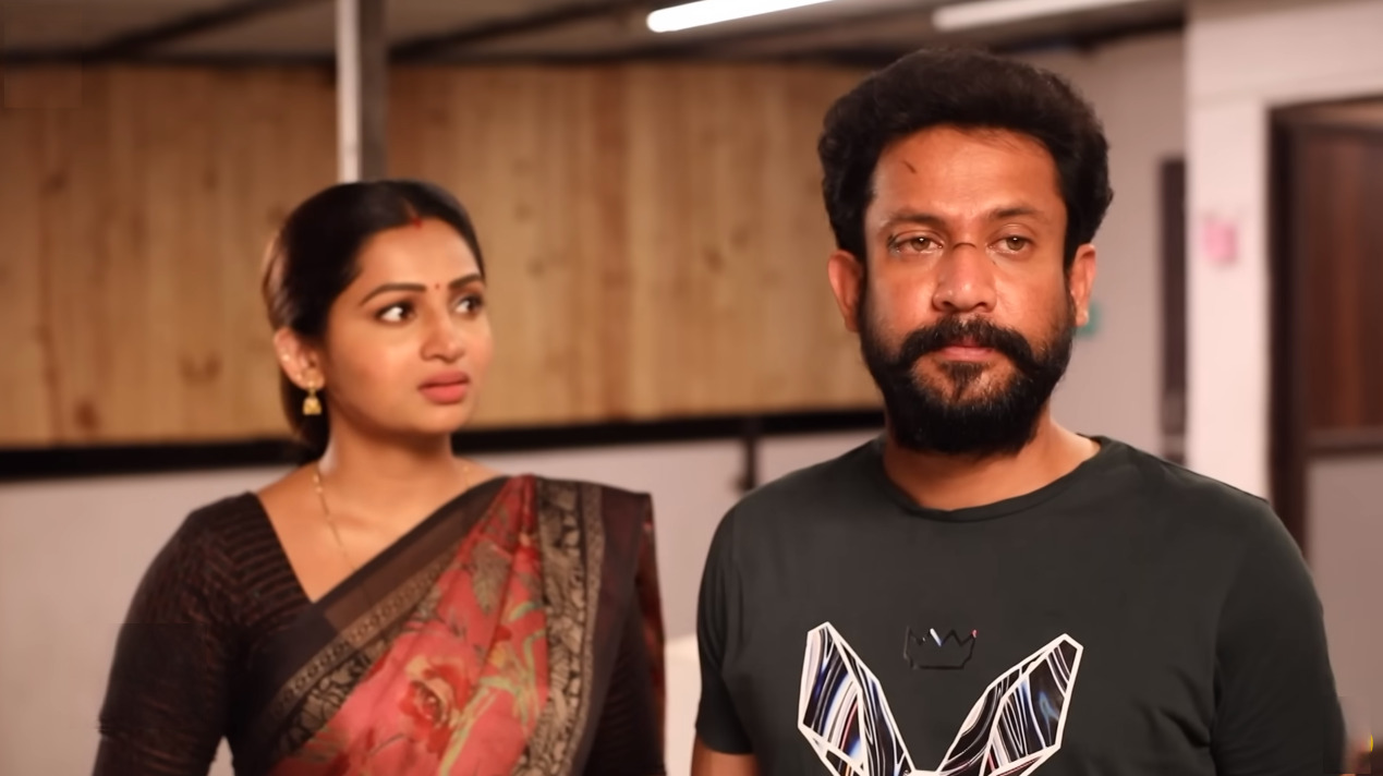 என்ன மன்னிச்சுடு தமிழ்.! தமிழ் வீட்டிற்கே நேராக வந்து மன்னிப்பு கேட்ட சந்திரகலா.! வேற லெவல் ப்ரோமோ 3