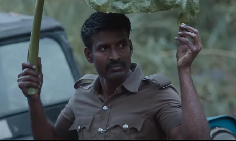 "டேய் குமரேசா ஐயா கூப்புடுறாரு டா".! பெருமாள் வாத்தியை பிடிக்க துப்பாக்கியுடன் கிளம்பிய குமரேசன்.! 3