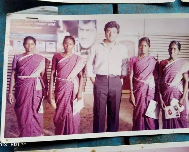 இன்று தளபதி செய்ததை பல ஆண்டுகளுக்கு முன்பே செய்து இருக்கும் தல.! ட்ரெண்டாகும் புகைப்படங்கள்.! 7