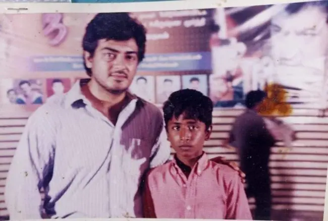 இன்று தளபதி செய்ததை பல ஆண்டுகளுக்கு முன்பே செய்து இருக்கும் தல.! ட்ரெண்டாகும் புகைப்படங்கள்.! 3