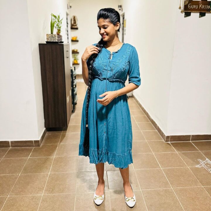 அஜய் கிருஷ்ணாவின் 25வது பிறந்தநாள்.! குடும்பத்துடன் பர்த்டே கொண்டாடிய அஜய் கிருஷ்ணா..! 17